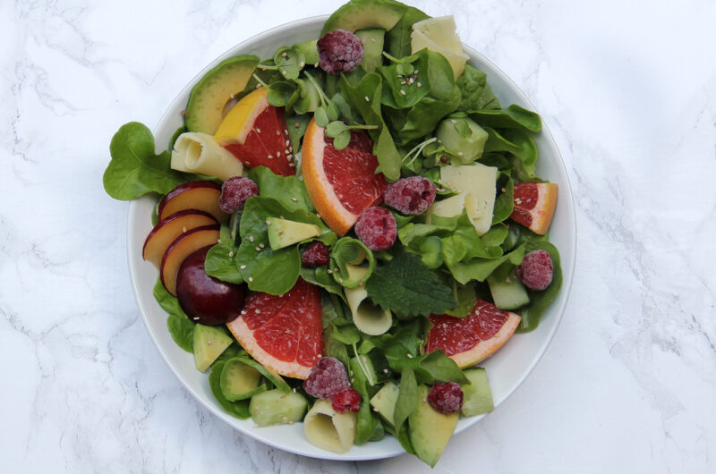 Zweierlei Dressing für sommerlichen Grapefruit-Salat